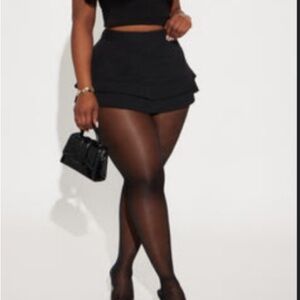 Black skort